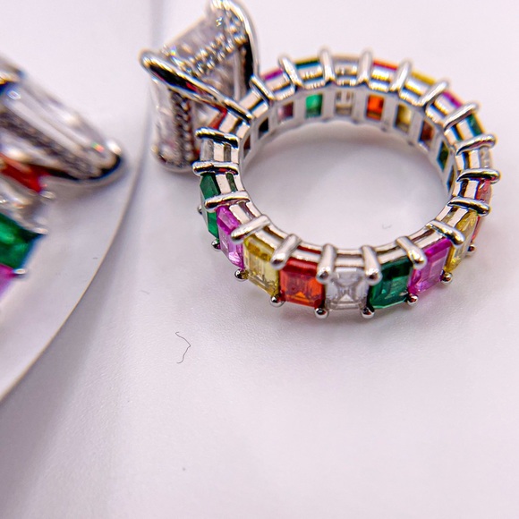 Silver Tone Radiant Cut Cubic Zirconia with Rainbow Stone on Band Size 5.25 - Picture 10 of 10